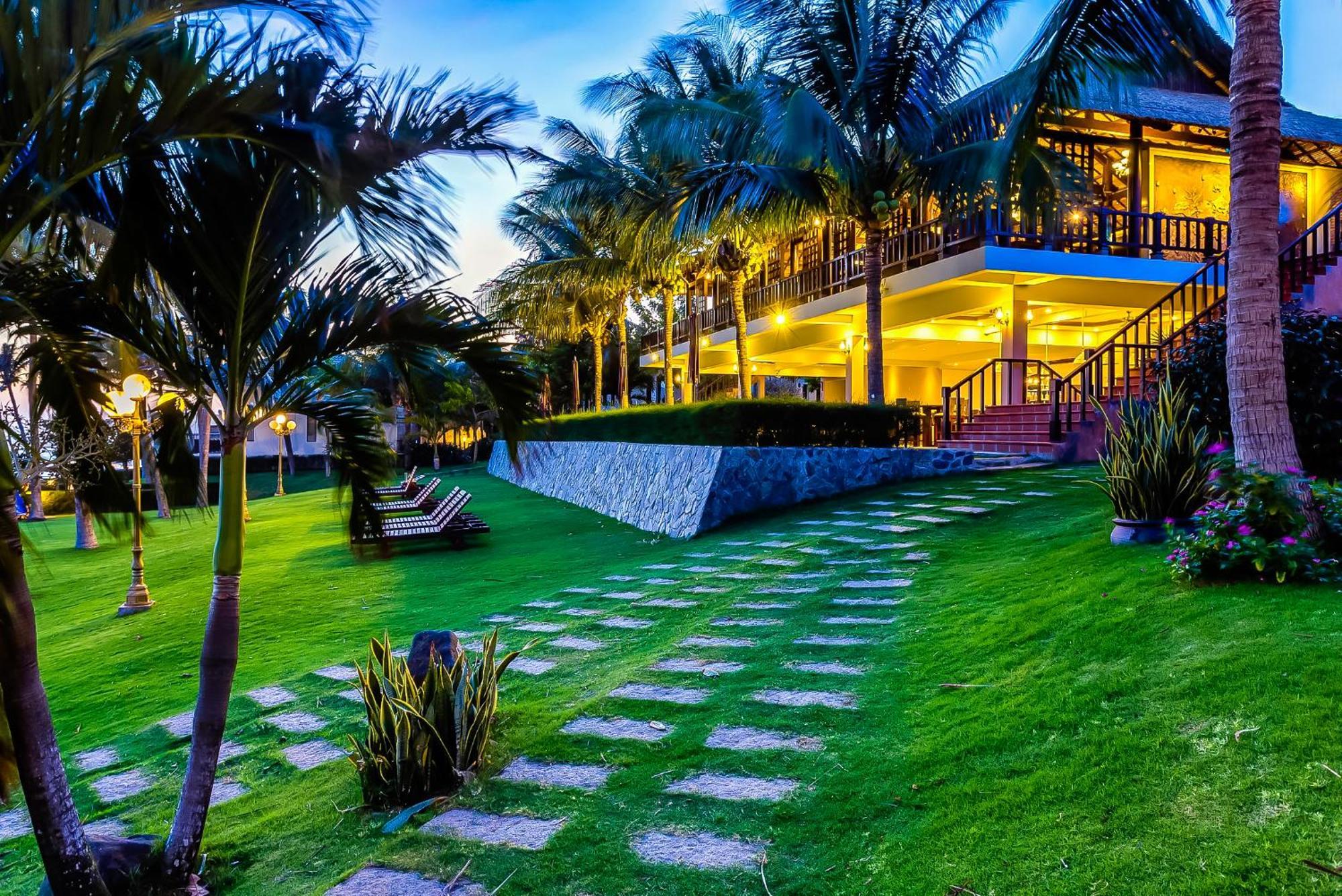 Lotus Muine Resort & Spa Phan Thiet Exterior photo