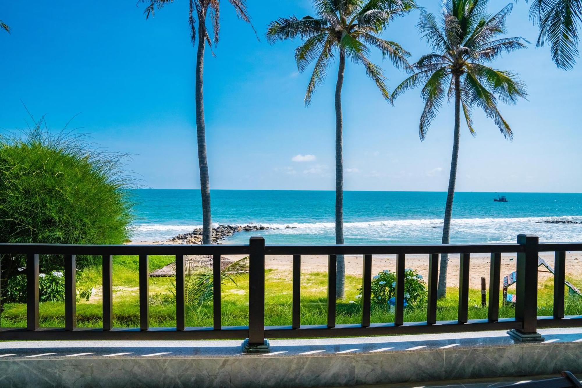 Lotus Muine Resort & Spa Phan Thiet Exterior photo